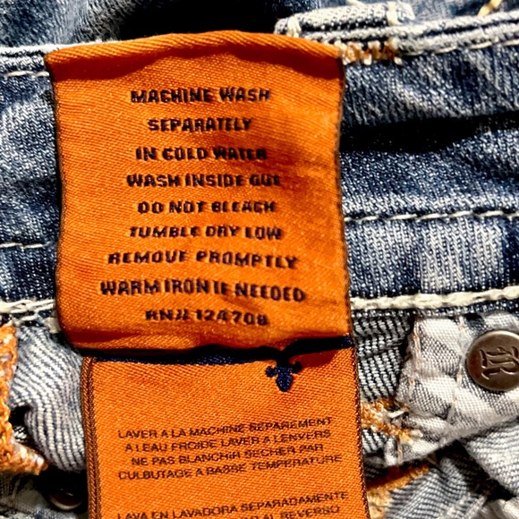 Rock Revival Angela Crop - Size 25 - Picture 7 of 16